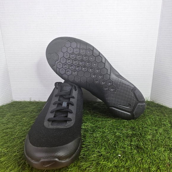 Nike Men's Revolution 7 Road Running Shoes - Picture 8 of 9